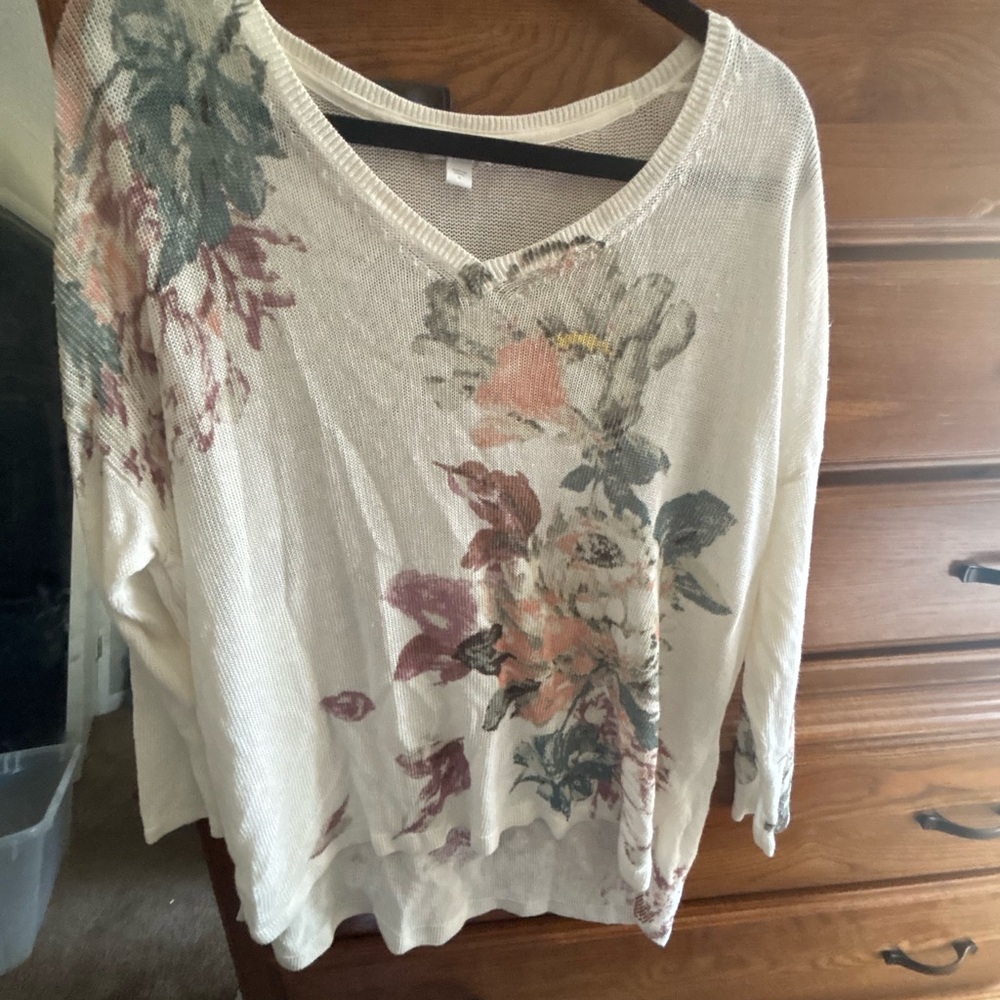 J. Jill Cream Floral Long Sleeve Top